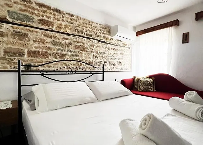 Gasthuis Castle Steps *