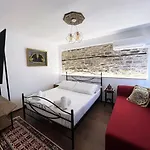 Castle Steps 招待所