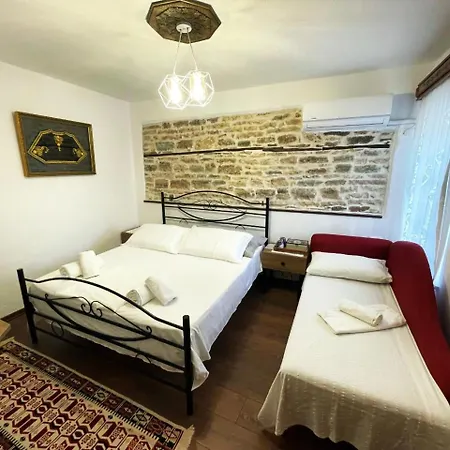 Pensionat Castle Steps *