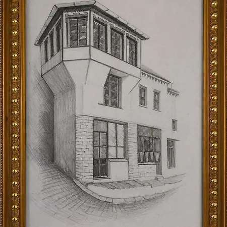 Castle Steps 3*