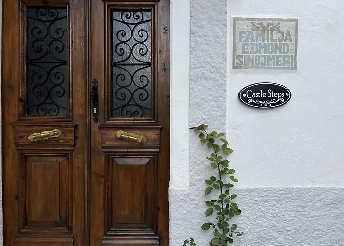 Gasthuis Castle Steps Gjirokastër
